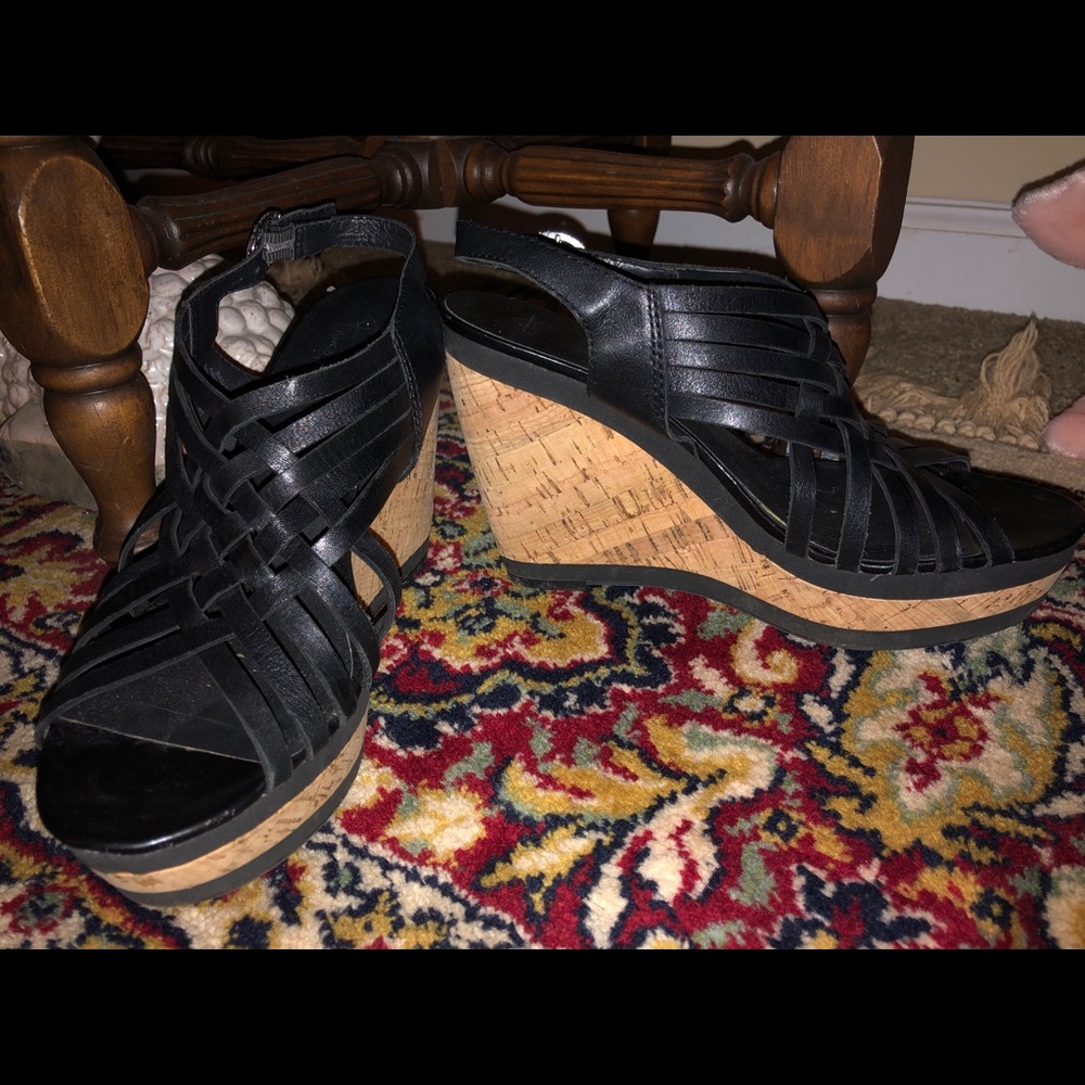 Black Cork Wedge